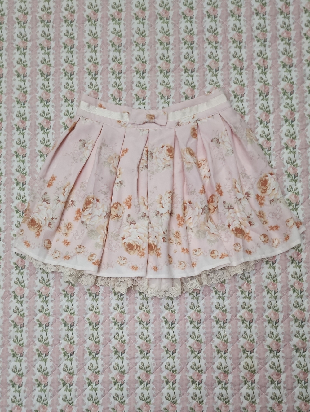LIZ LISA 🎀 Pink Floral Skirt Skort
